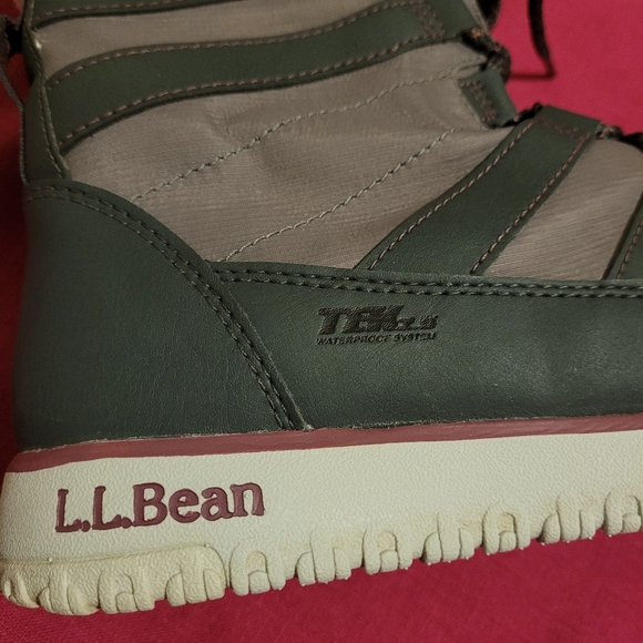 L.L.Bean Women Ultralight Quilted Insulated Waterproof Boots Size 9 Gray Tek2.5 - Picture 10 of 10